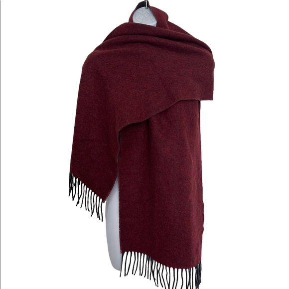 Chelsey from Nordstrom 100% cashmere oversized extra wide unisex scarf - Picture 1 of 6
